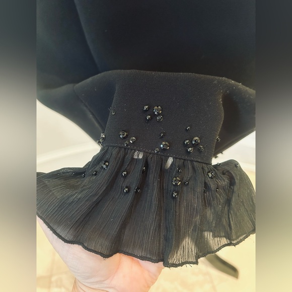 TAHARI 2-Piece Formal Dress Suit, Black Size 8 - Picture 7 of 13